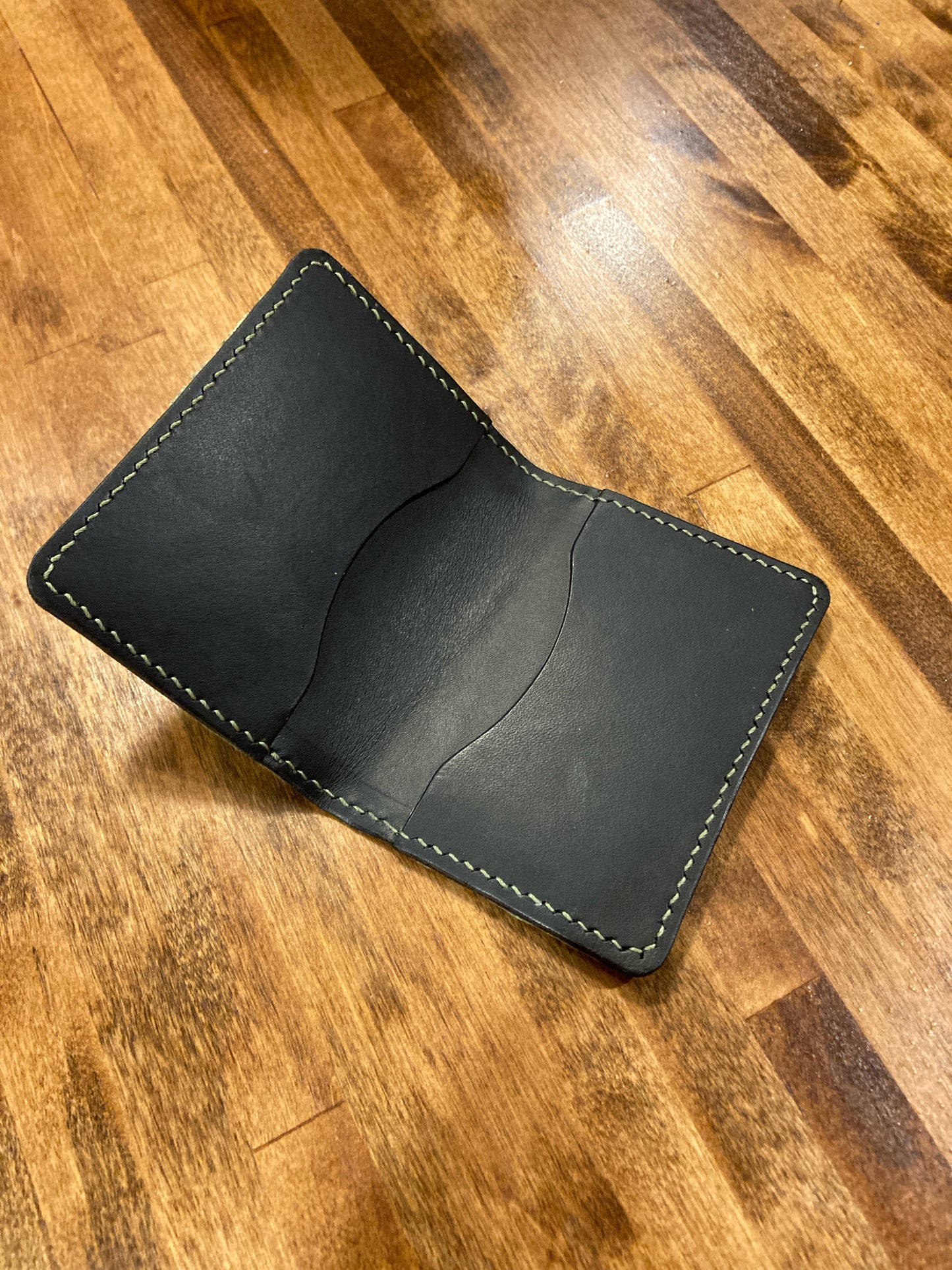 Minimalist leather card wallet