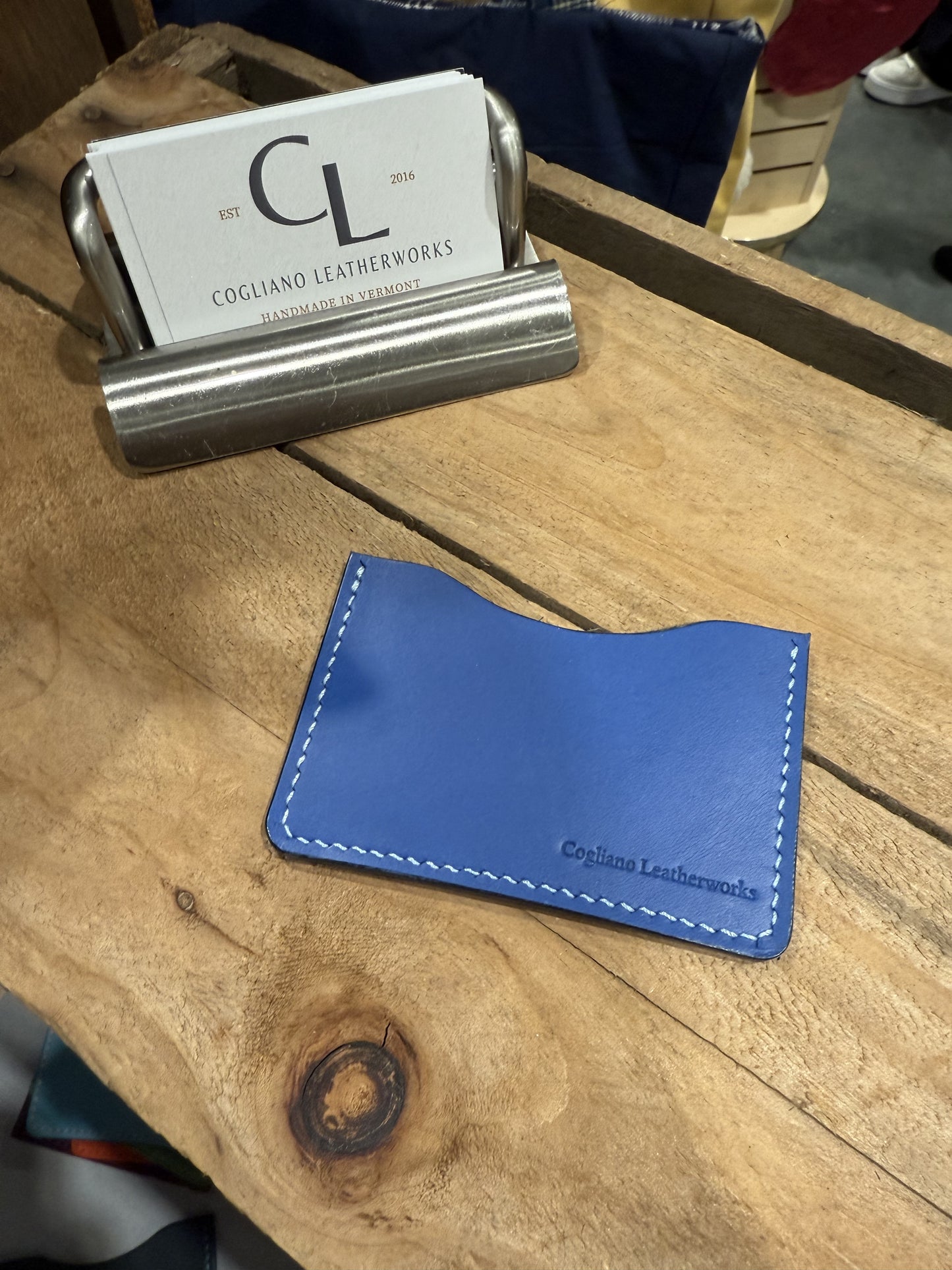 Minimalist card sleeve