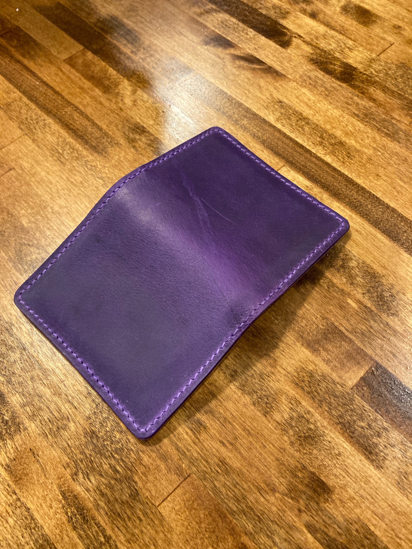 Minimalist leather card wallet