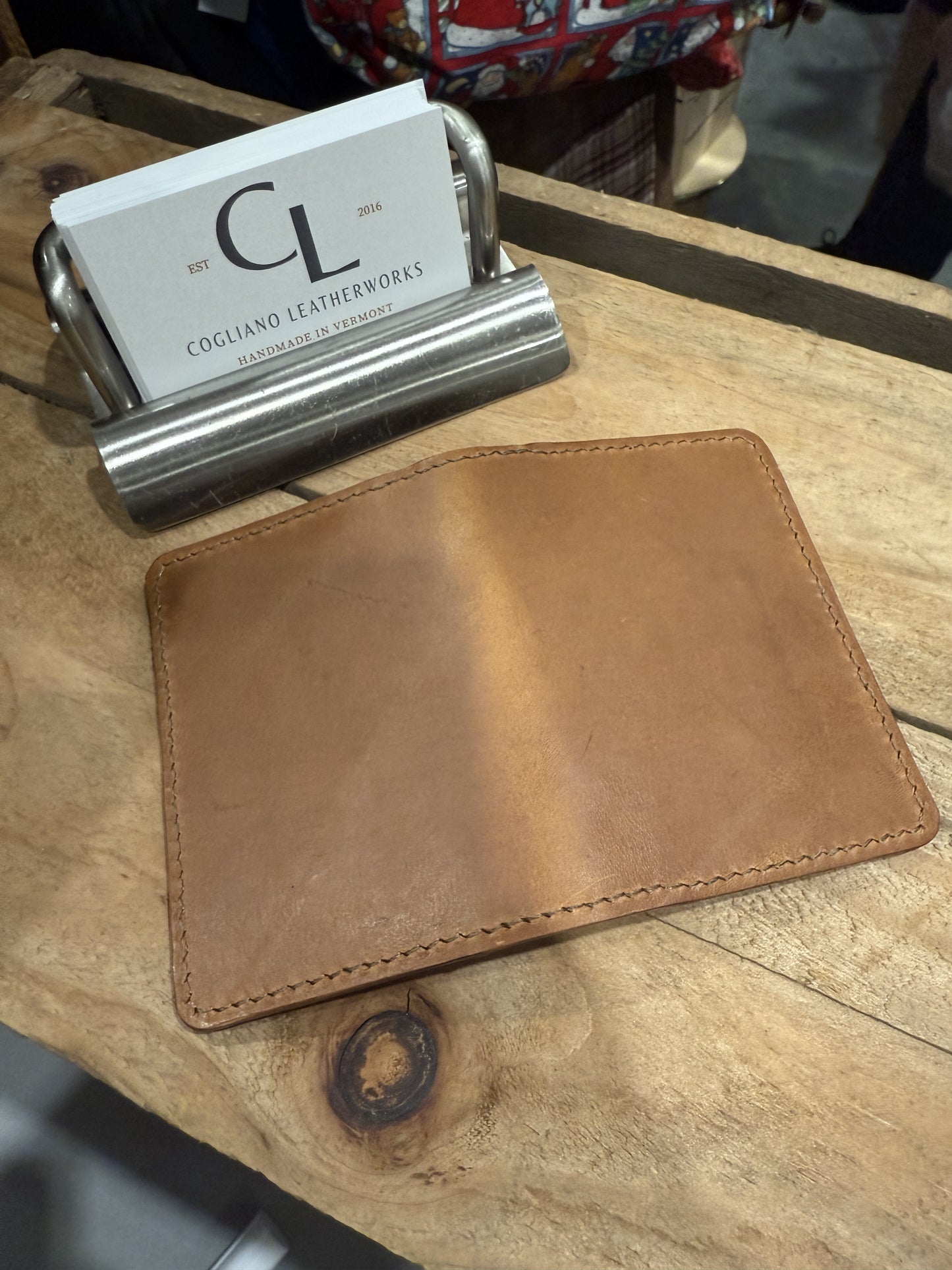 Minimalist leather card wallet