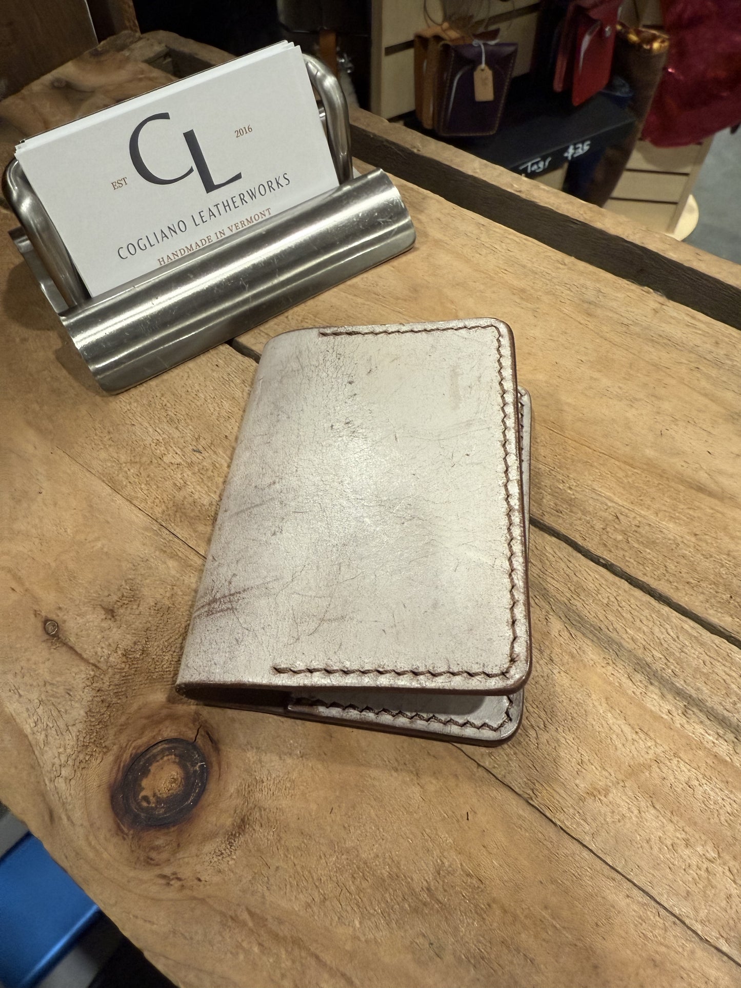 Minimalist leather card wallet