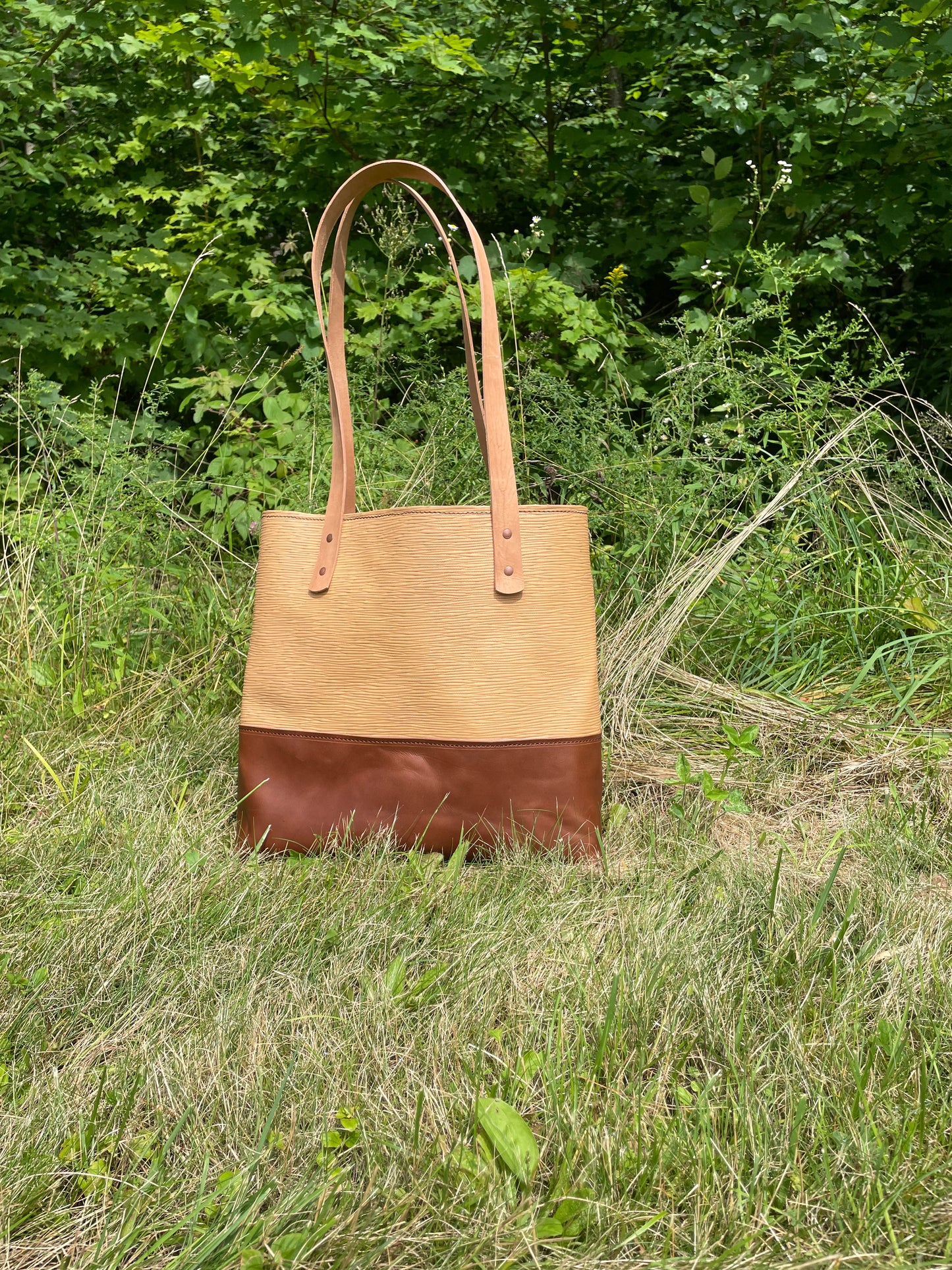 Two tone tote